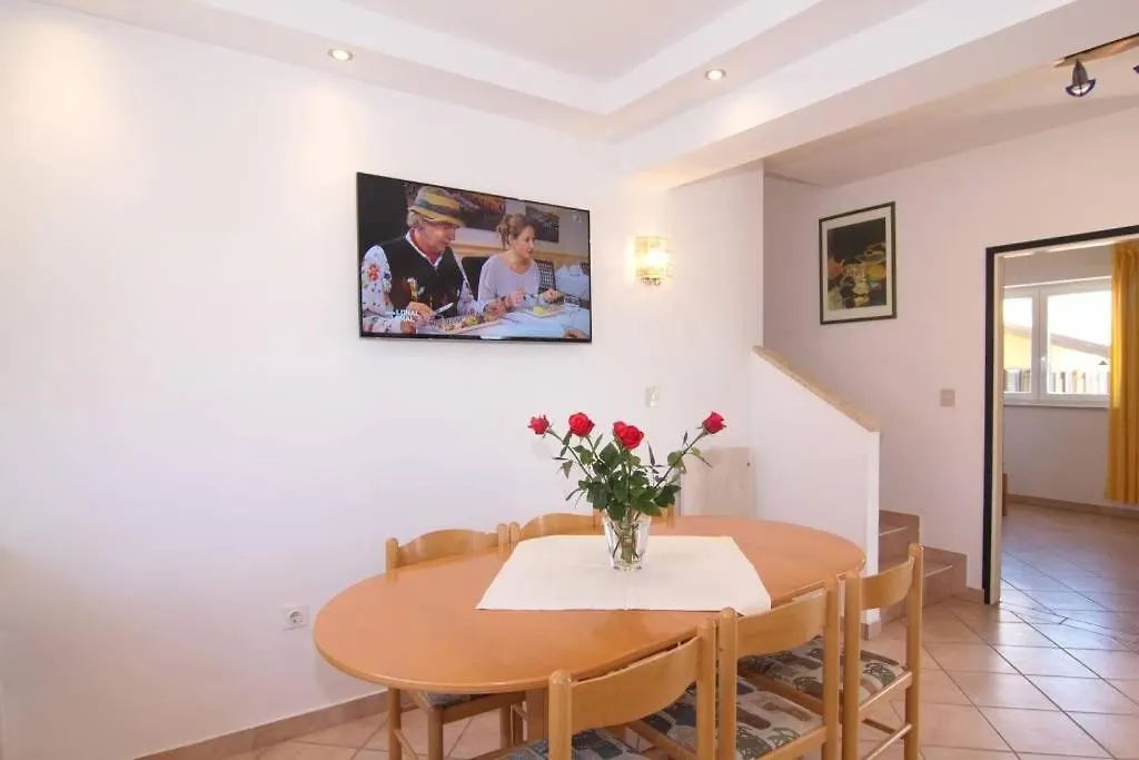 Beverly Hills Porec